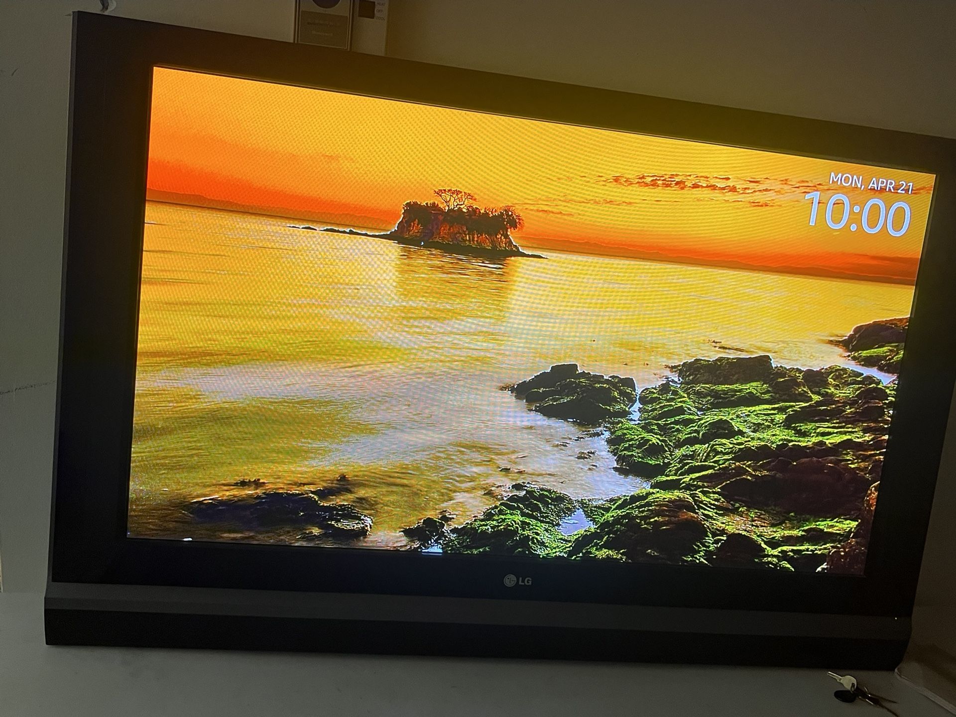 LG TV 55 inch