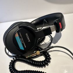 sony dynamic stereo headphones