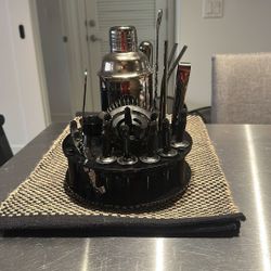 Rotating Bartender Set