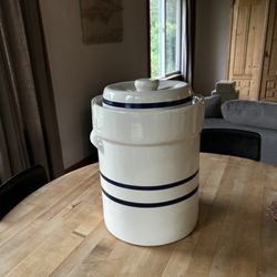 3 Gallon Stoneware Fermenting Crock 