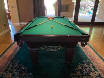 Pool table