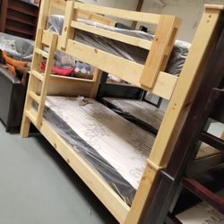 Bunk Bed Pinewood Double Twin Mattress’s Included / Litera De Madera Solida Doble Twin Colchones Nuevos Incluidos 