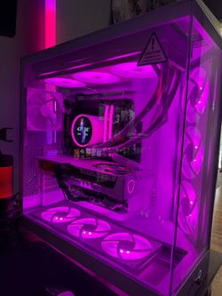 Professional Custom PC Builder & Upgrades | FREE Consultation