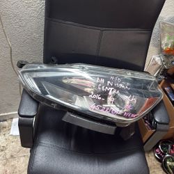 2019 Nissan Sentra Left Headlight 