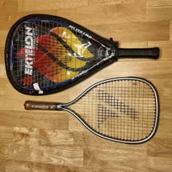 2 TENNIS RACKETS AND 1 COVER