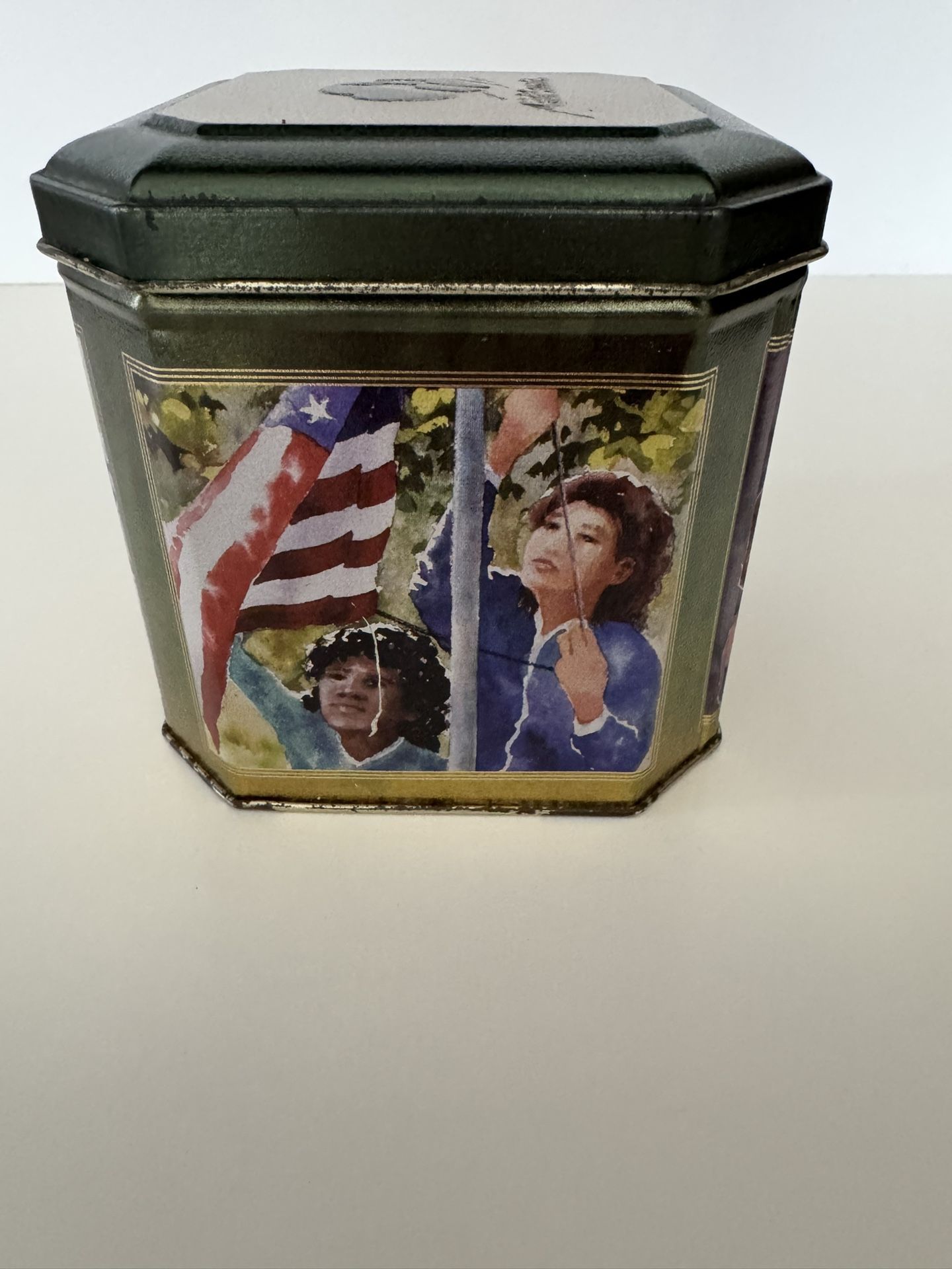 Collectible Girl Scout Tin