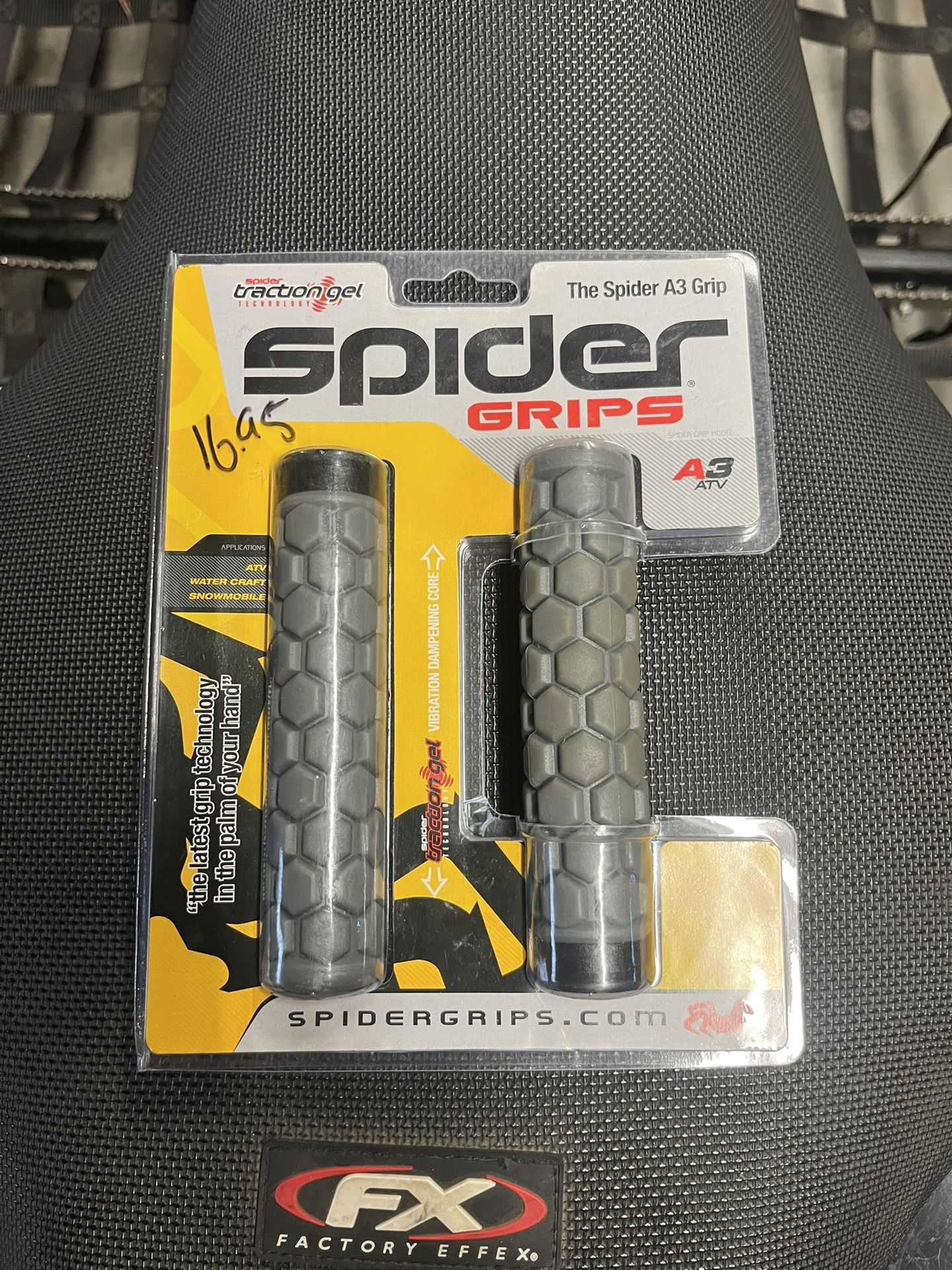 Spider ATV grips