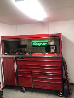 SNAP ON TOOL BOX