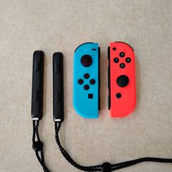 Original Joycons For Nintendo Switch With Wrist Straps