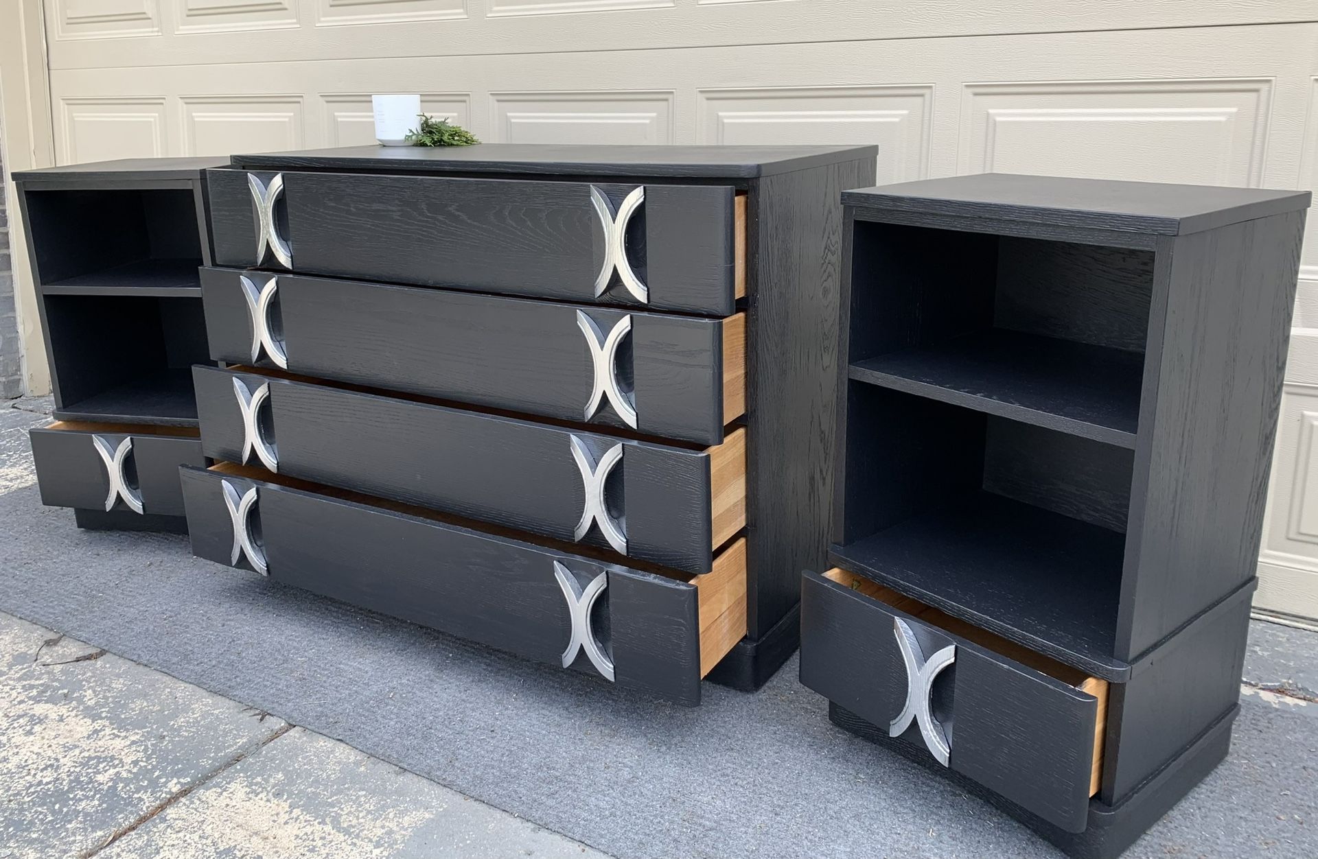 Beautiful Tall Mid Century Triangle Dresser & Nightstands Set