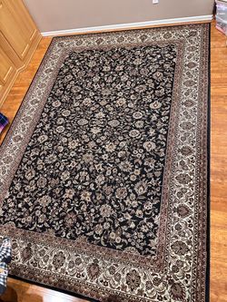 8’ x 11’ area rug