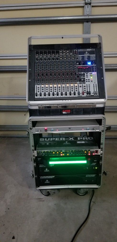 Gator DJ Road Case
