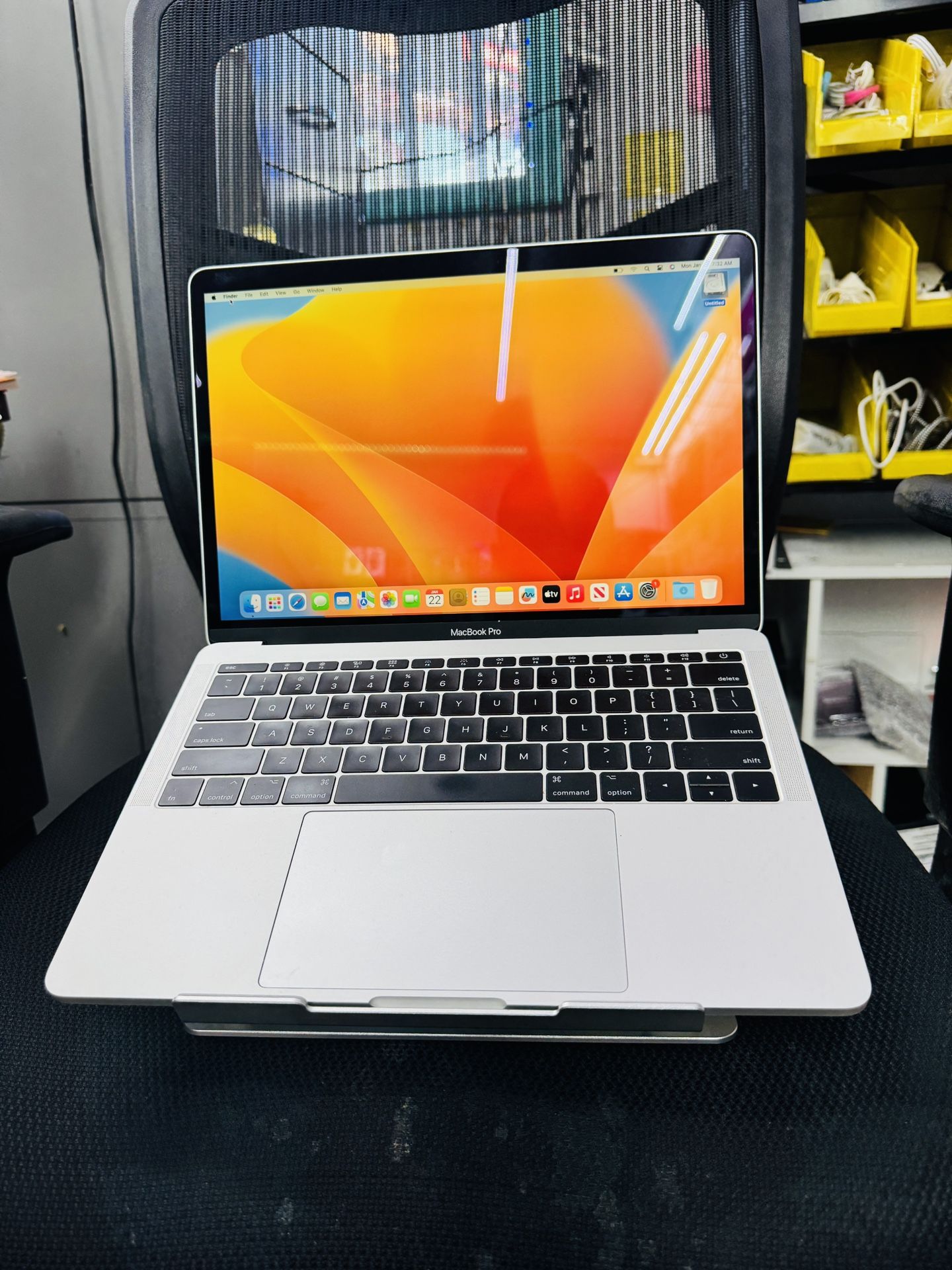 MacBook Pro, 256gb Storage, 8gb RAM, Ventura OS