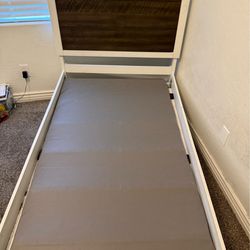 Twin Bed Frame w/bunkie
