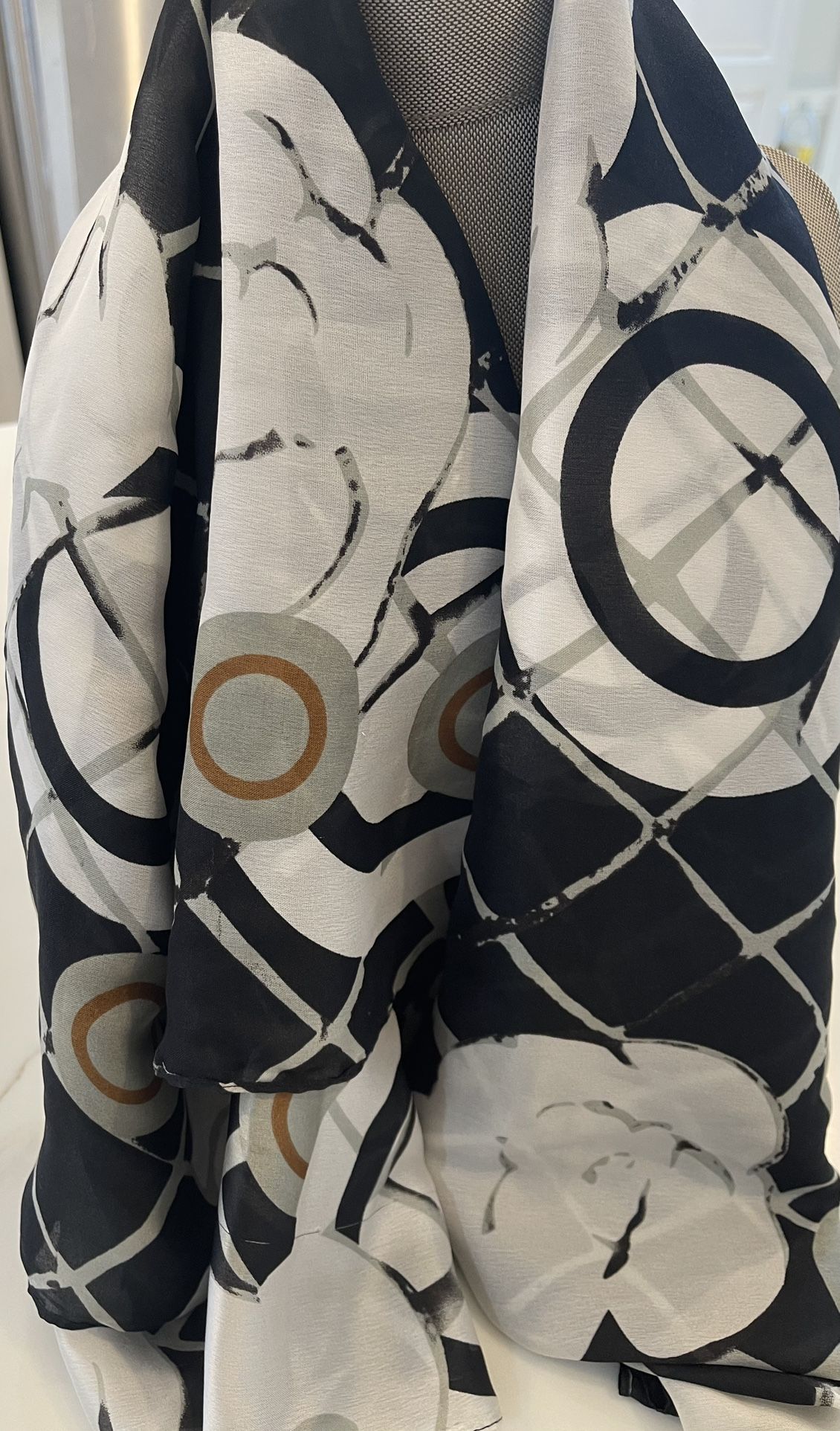Large B/White camellia flower scarf/Shawl or wrap
