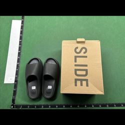 Yeezy Slides 