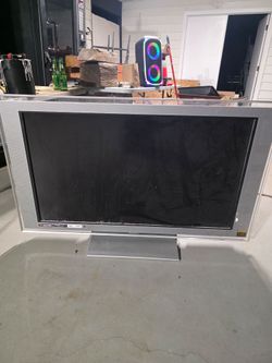 Sony Plasma TV 48" ***FREE***