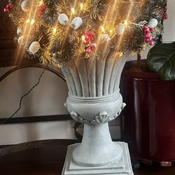 LIT TOPIARIES (2) HIGH QUALITY