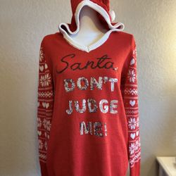🎄 “Santa Don’t Judge Me” Ladies Christmas Sweater 🎄