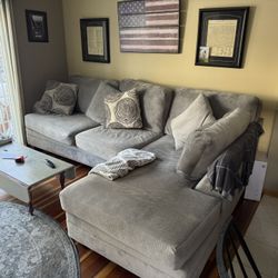 Couch W/chaise Lounge