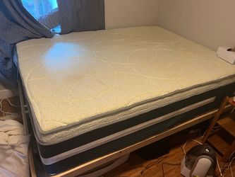 Queen Mattress Lucid