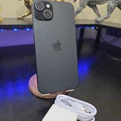 Like New Unlocked Iphone 15 Plus 256gb 