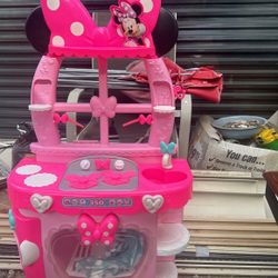 Minnie Mouse Play Kitchen