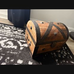 Wooden Treasure Box 