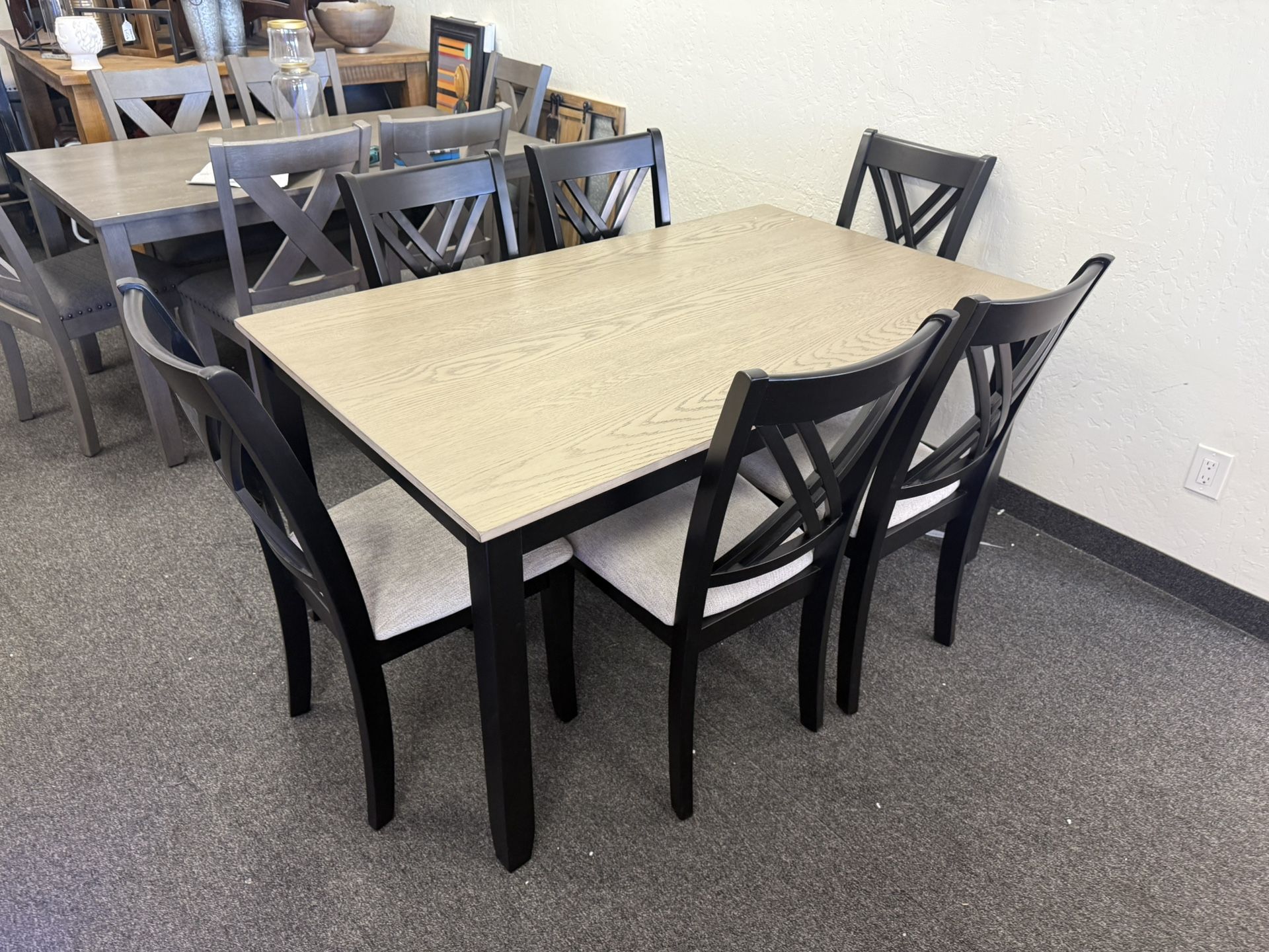 Dining Table With 6 Chairs 