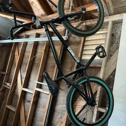 BMX BIKE