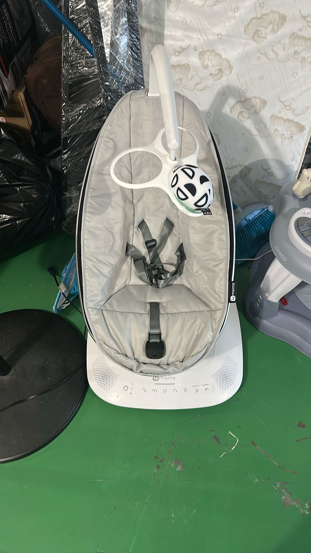 Mamaroo Baby Rocker