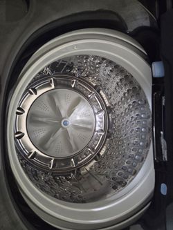 Samsung Washer gas dryer set: LIKE NEW 2 MONTHS OLD-MOVING SALE