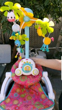 Crib mobile