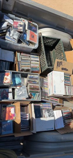 500+ music CDs
