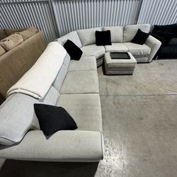 Gray Sectional With Ottoman!!!