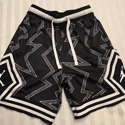 Jordan Dri-FIT Sport Printed Diamond Shorts.  Mens medium