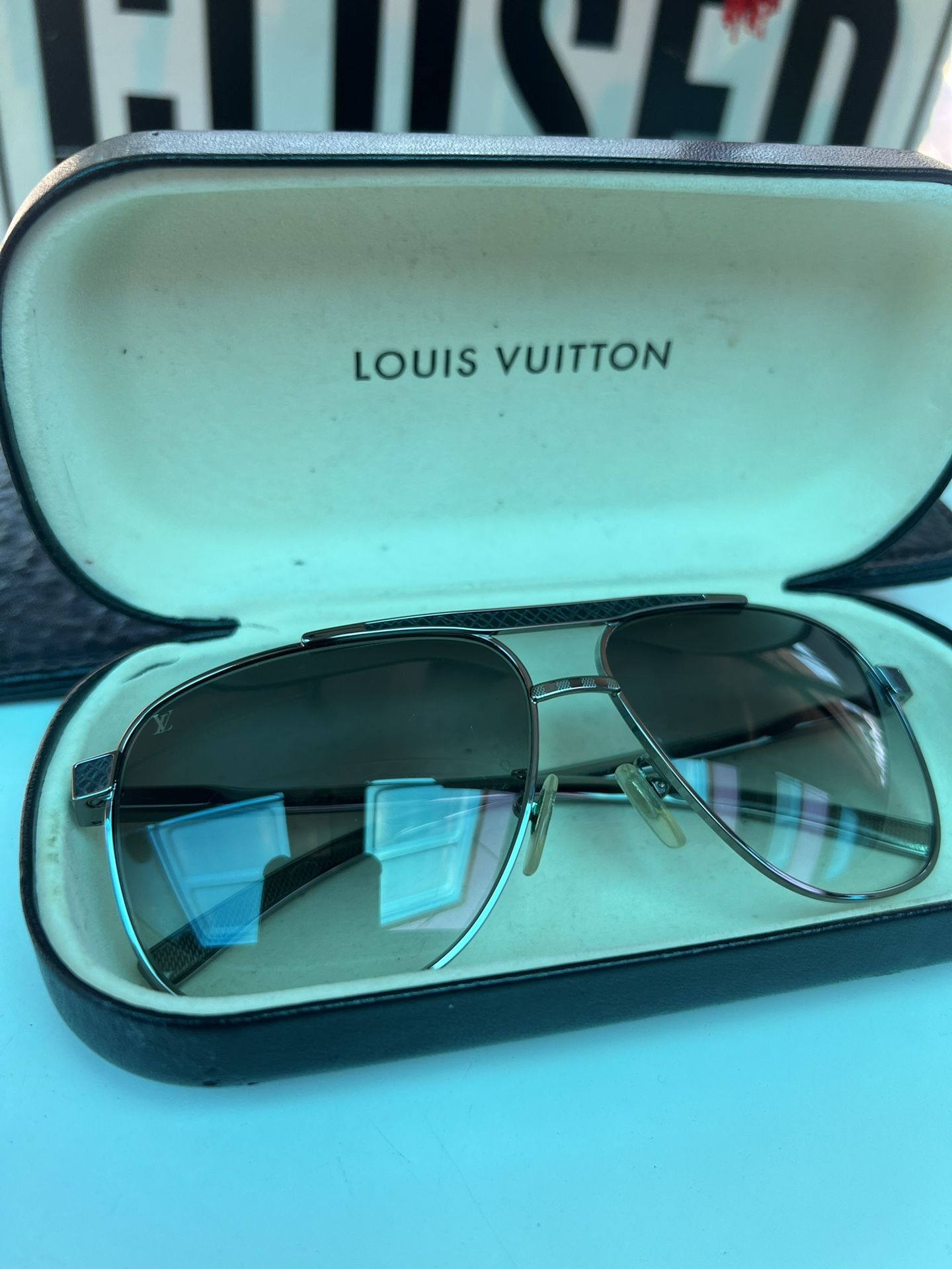 Men’s Authentic Louis Vuitton