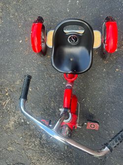 Schwinn Roadster Kids Tricycle