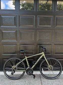 Kona Dew Hybrid Bike