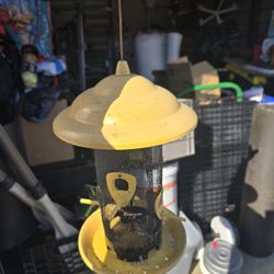 Stokes Select Sedona Screen Bird Feeder, 12-1/2 Inches, 4 Ports, Yellow