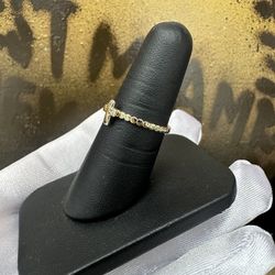 14k Cross Ring 