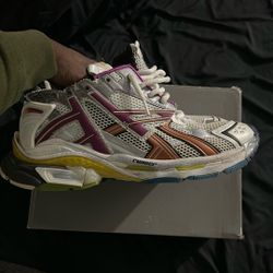 Balenciga Runners 
