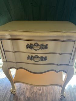 French Provincial 1-Drawer Nightstand
