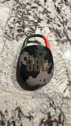JBL Clip Portable Bluetooth Speaker Camo
