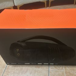 JBL Boombox 3