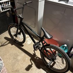 Piston BMX Bike 