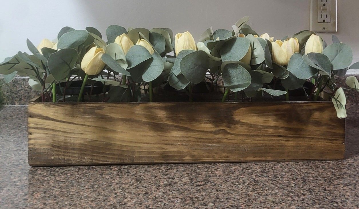 Flowers Arrangement/candles Holder