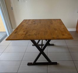 Farmhouse / Mid century modern fusion dining table
