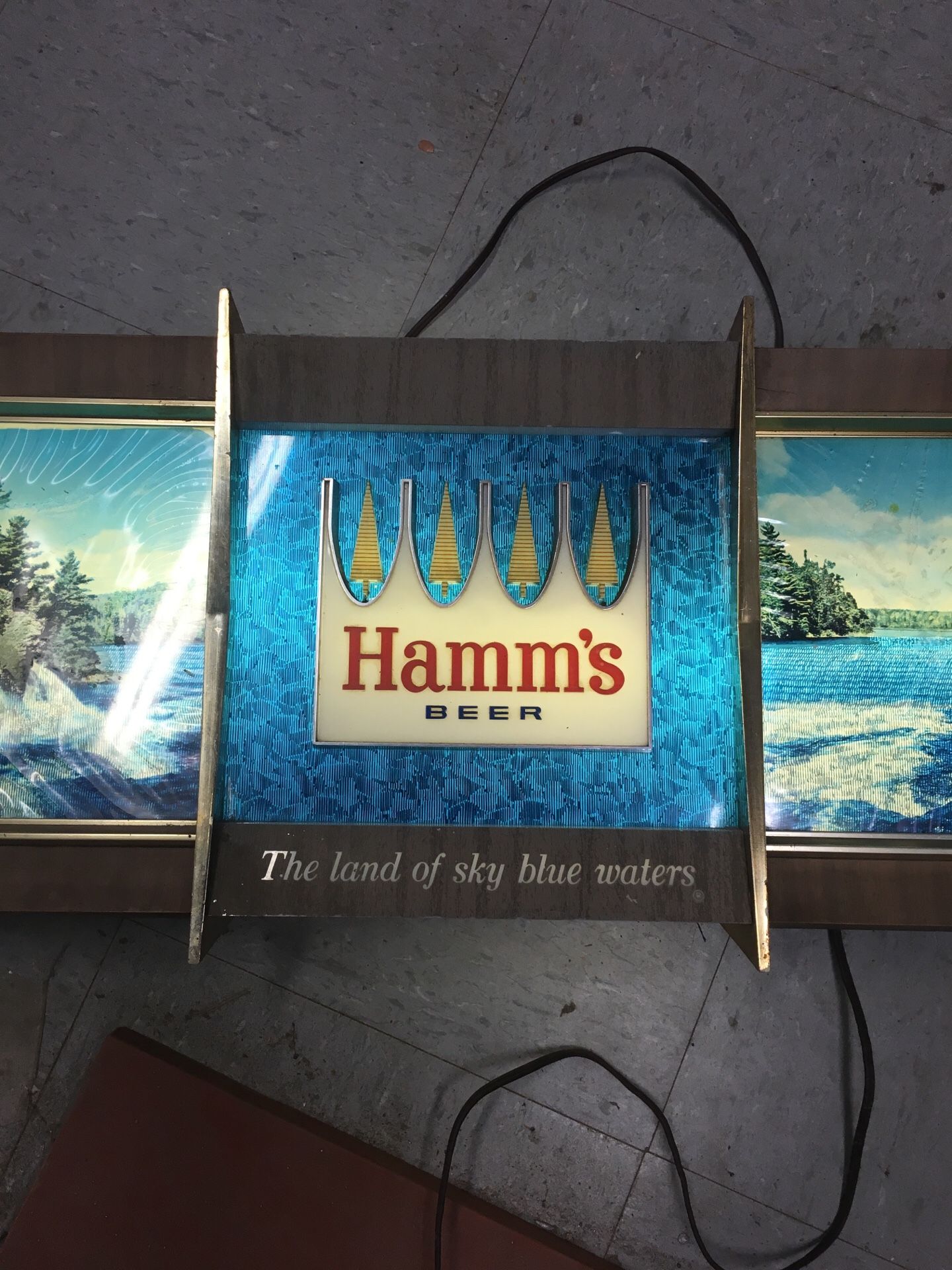 Lighted hamms beer sign for Sale in Waterford, CA OfferUp