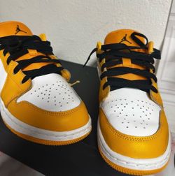 Nike/ Jordan